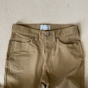 Everlane Mens Performance 5-Pocket Pant in Ochre